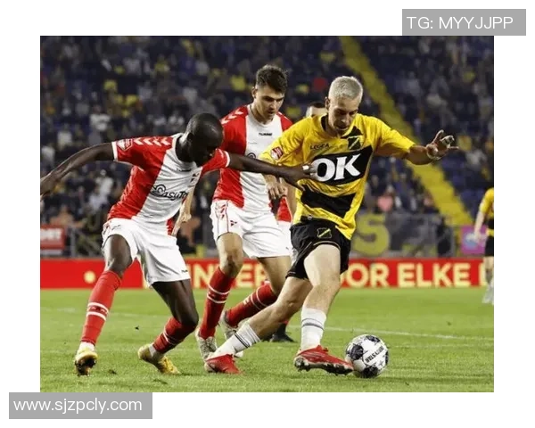 索肖迎战圣旺红星争夺法乙联赛关键三分的激烈对决 索肖迎战圣旺红星争夺法乙联赛关键三分的激烈对决